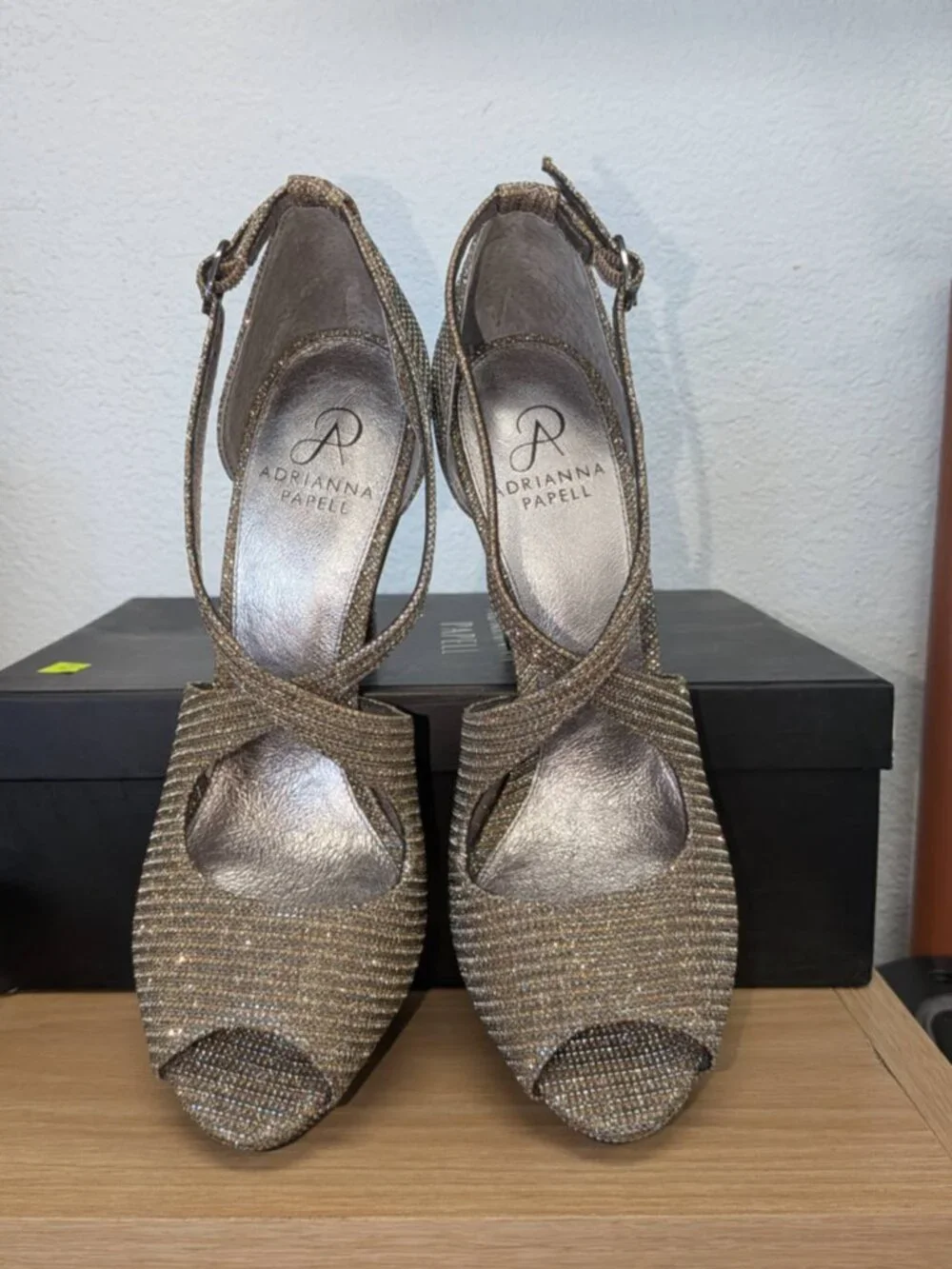 Adrianna Papell Women S Rosalie Plataform Bronze, Size 8.5 - O